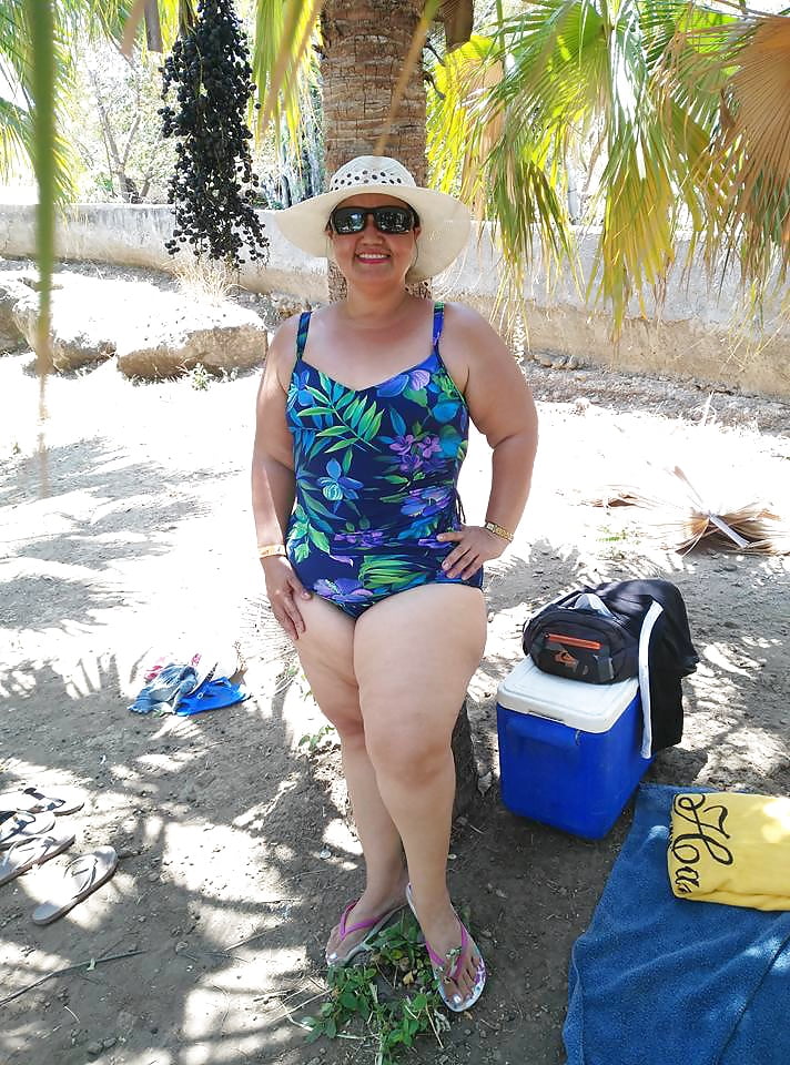 XXX lorena caderona 2