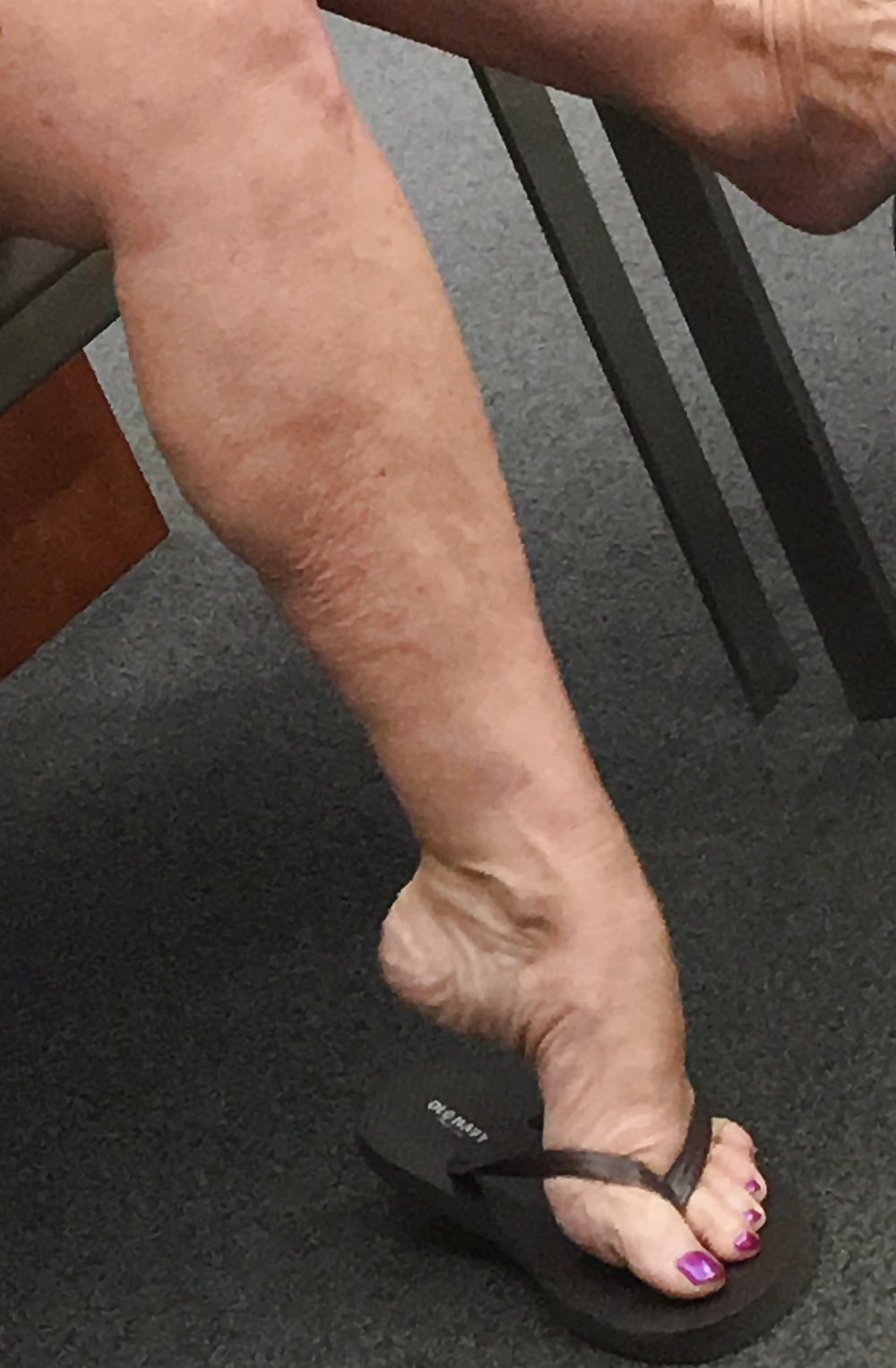 XXX Candid Feet and Legs, Mature