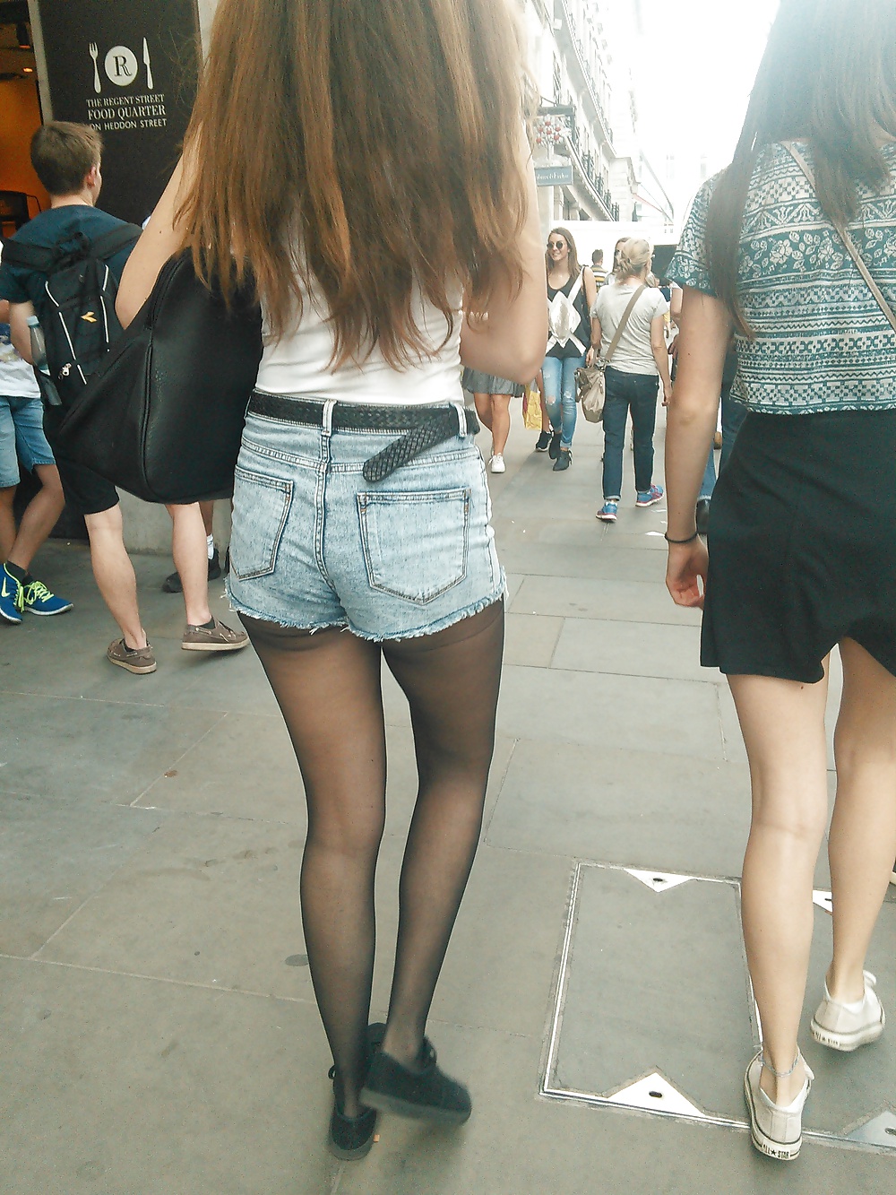 XXX Londonperv's Candids 2014 - June vol 8