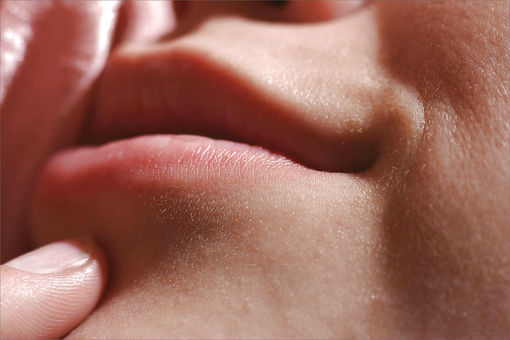 XXX Teen in Close Up