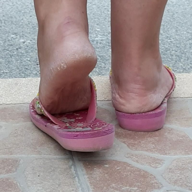 XXX Piedi di zie, nonne, mamme.