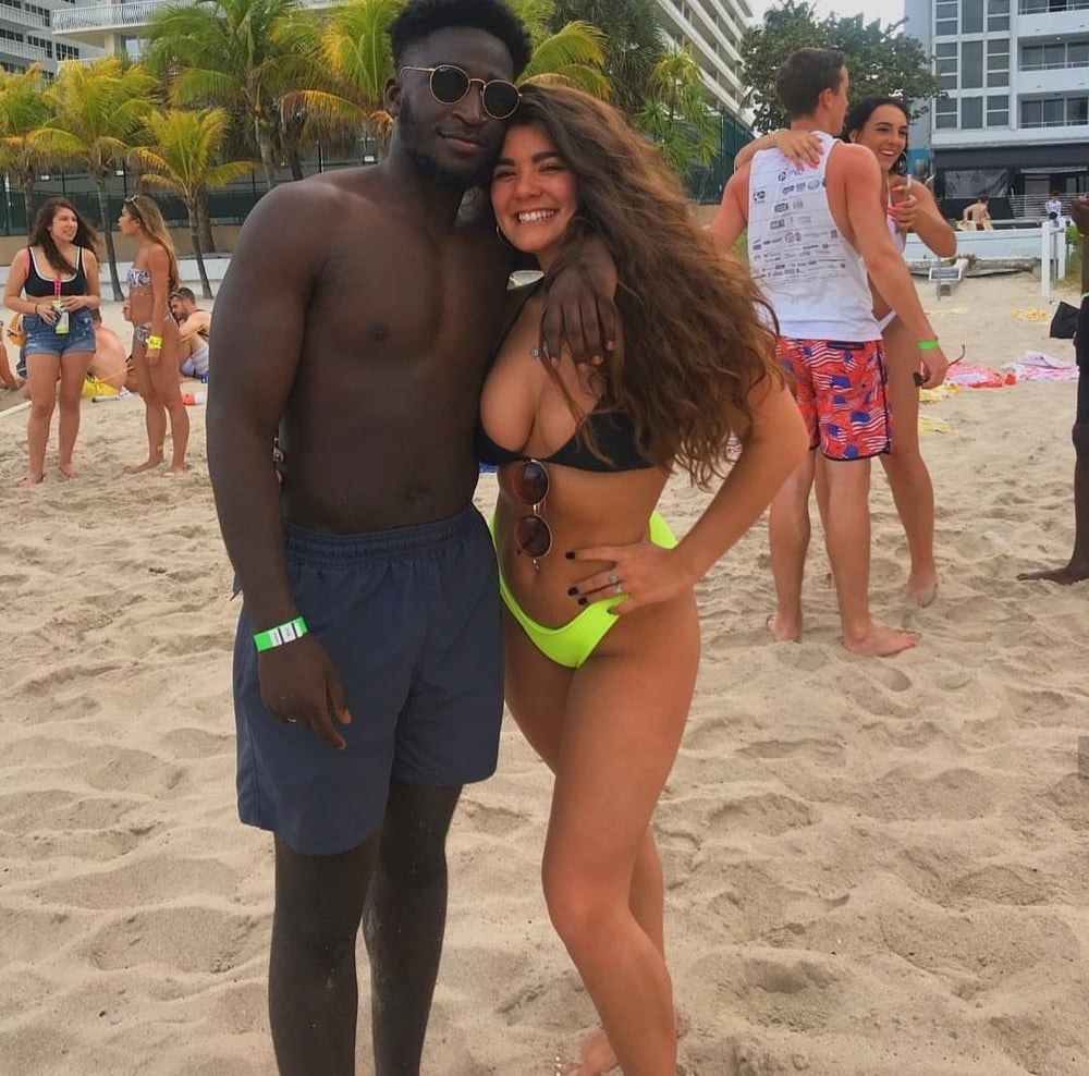 Bikini Clad White Women With Black Men 17 - 16 Photos 