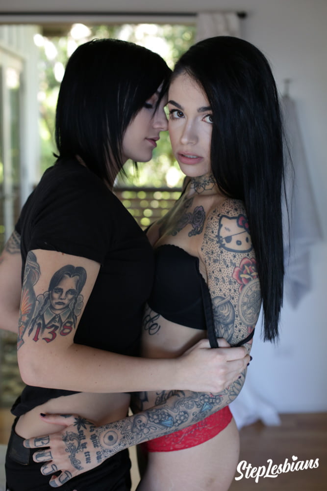 Emo Nikki Hearts And Leigh Raven Love To Try A Strap-On - 70 Pics 