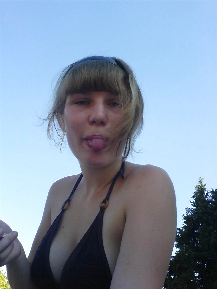 XXX Hot Amateur Redhead Pt. 2