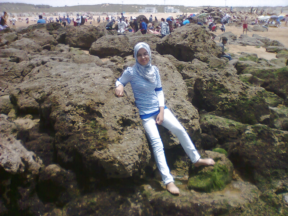 XXX Sexy Feet Hijab Girl Maroc 25.03.2015 ( 1 )