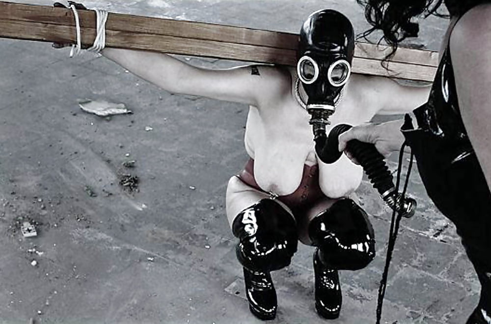 Kinky gas mask sex