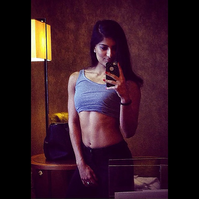 XXX indian gym girl