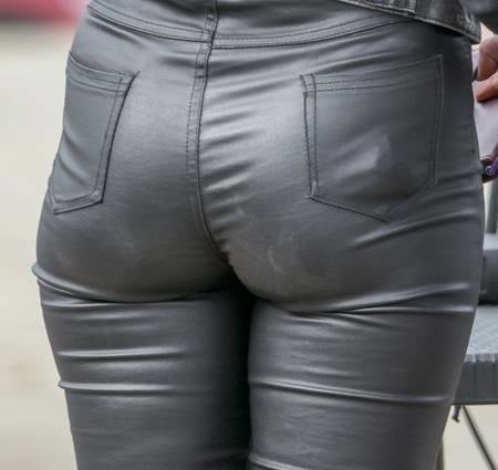 Tight shiny asses - 56 Photos 