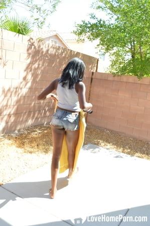 hot sunbathing evolves into a sexy show         