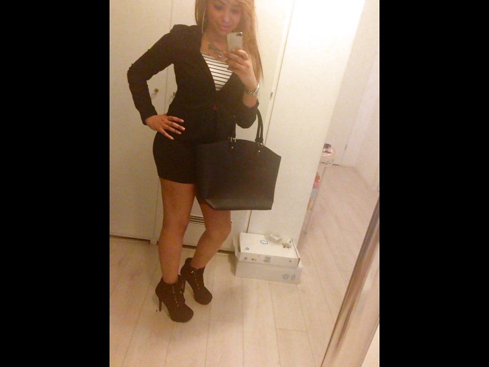 XXX Ragazza di 19 anni conosciuta a Londra