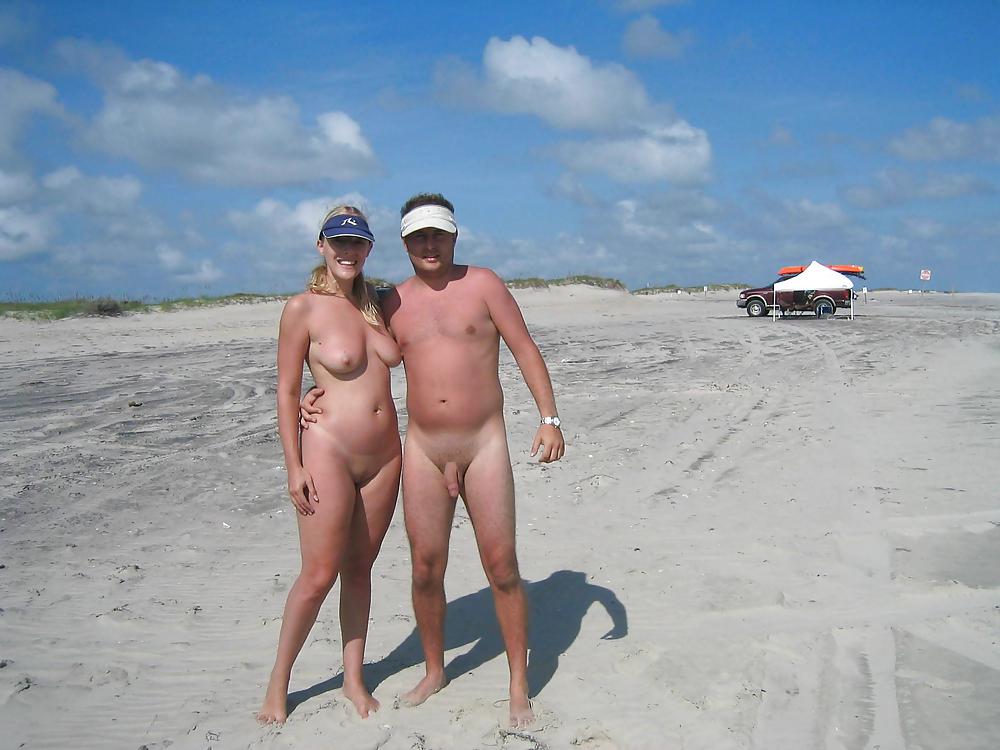 XXX Naked couple 24.