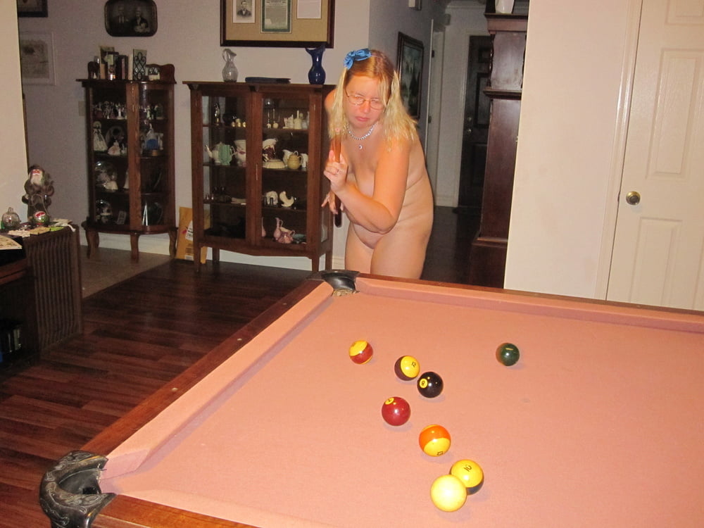 Slut Playing Strip Pool 52 Pics Xhamster 8991