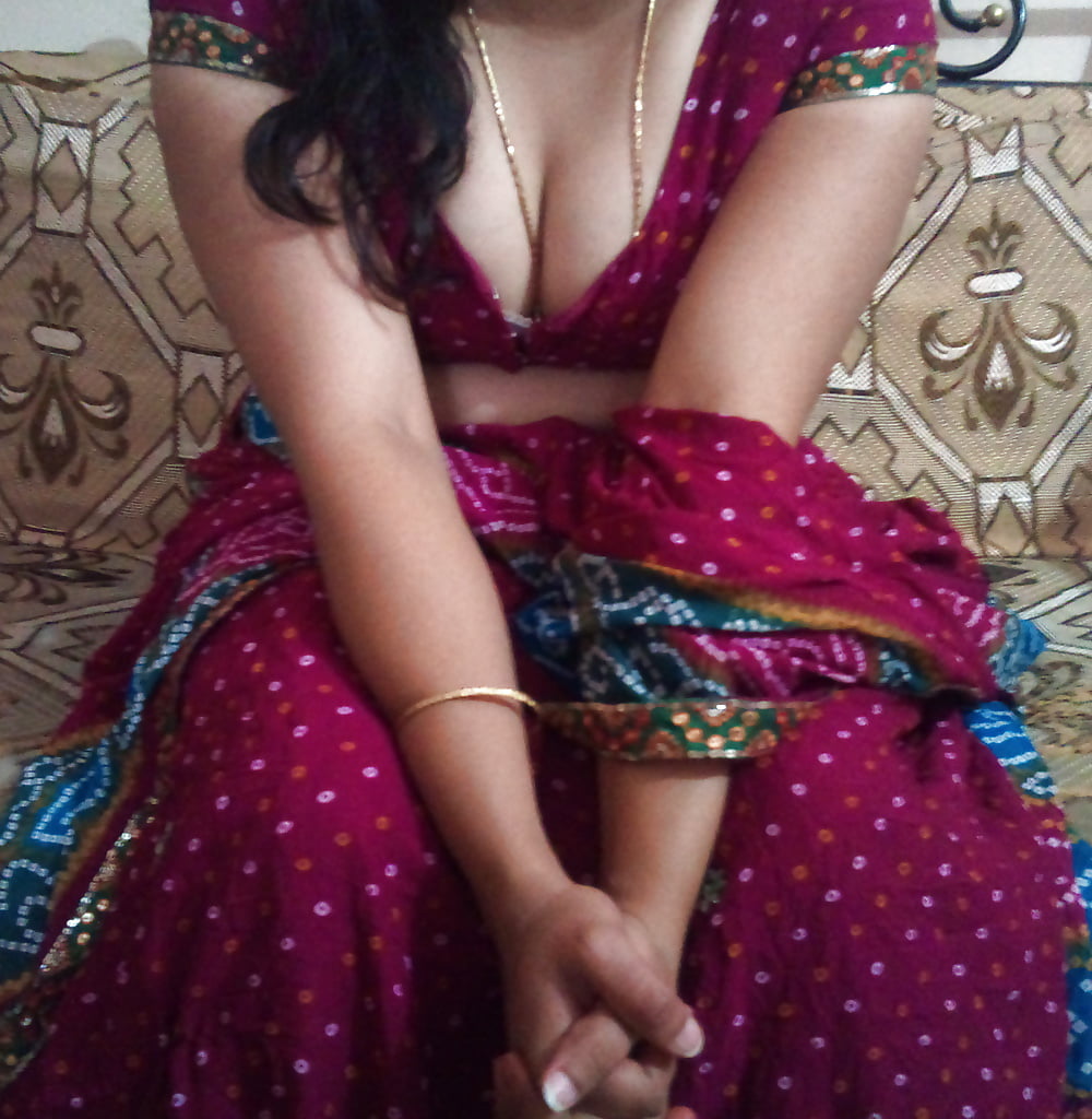 XXX Cute Indian Aunty 15