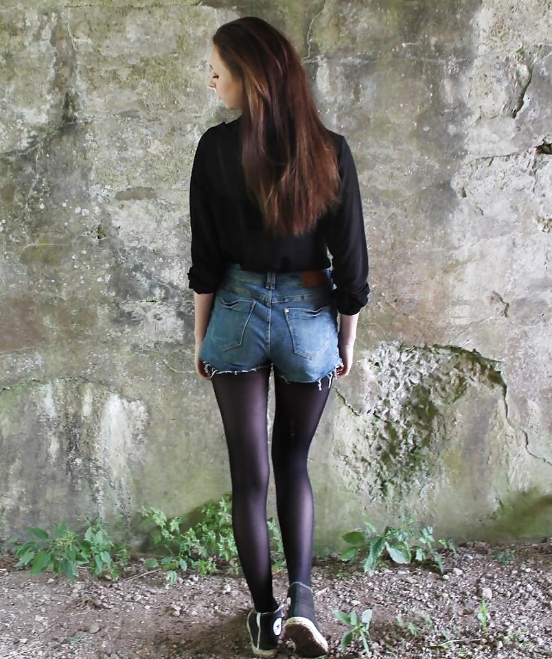 XXX Hot pantyhose babes 65