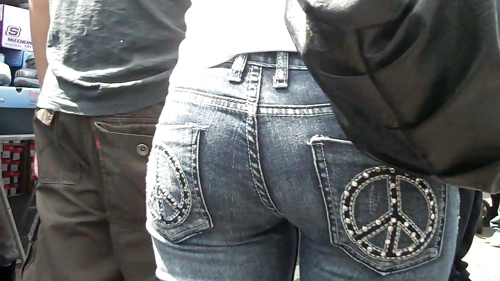 XXX Nice ass & butts in jeans today