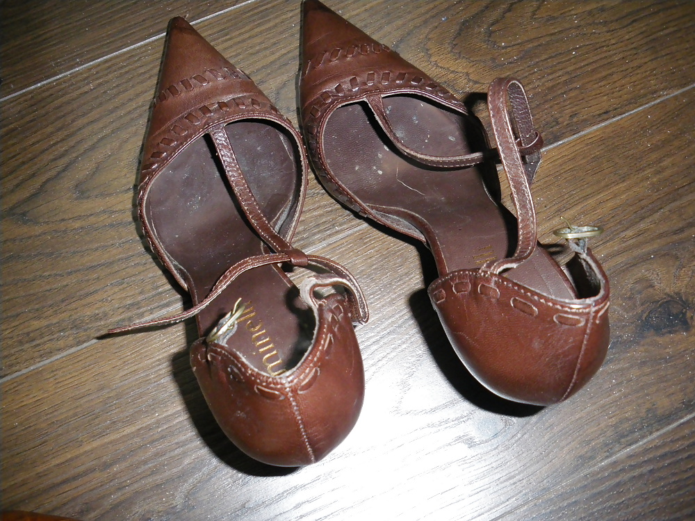 XXX les chaussures de salope de ma femme