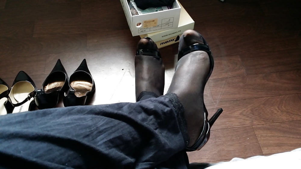 XXX Black high heels sandals nylons