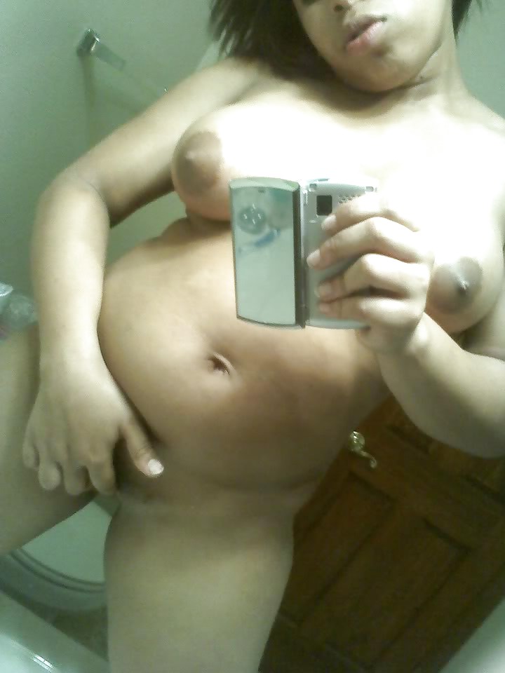 XXX EbonyTeens From SmutDates.com