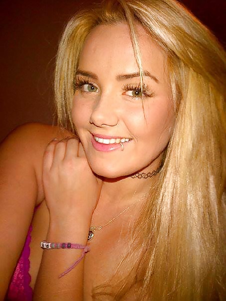 XXX UK Facebook Teens - Katie & Paighton