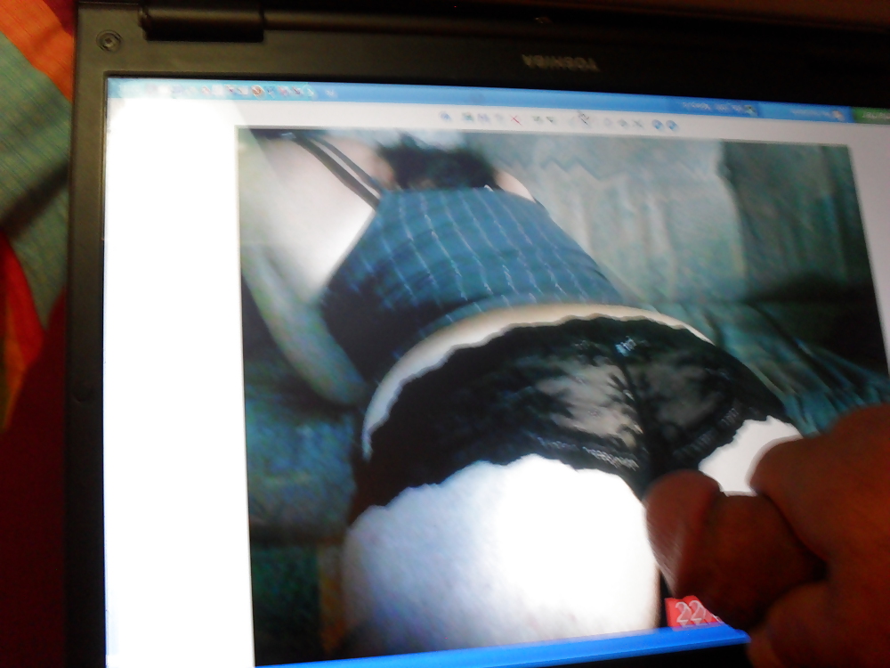 XXX cumshot use annah