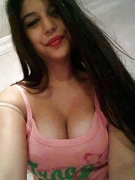 XXX Turkish Girl Big Tits 2