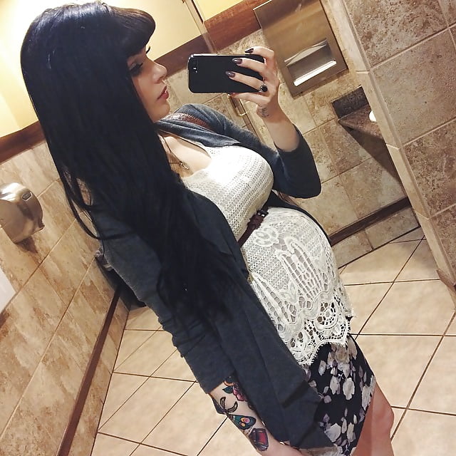 XXX gohtic teen Michelle pregnant with twins