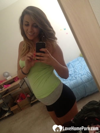 i adore recording my half naked body         