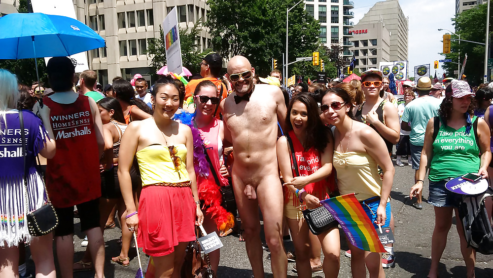Gay pride berlin men naked