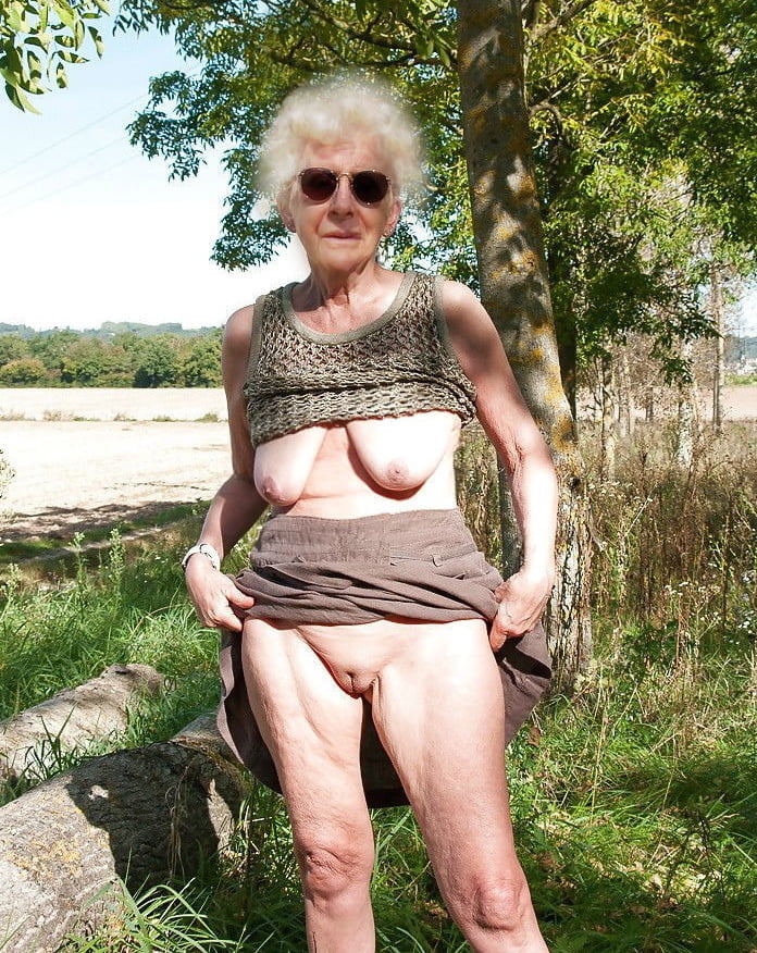 See Nude Cunts of Grannys, Gilfs, Mature, Milfs - 107 Photos