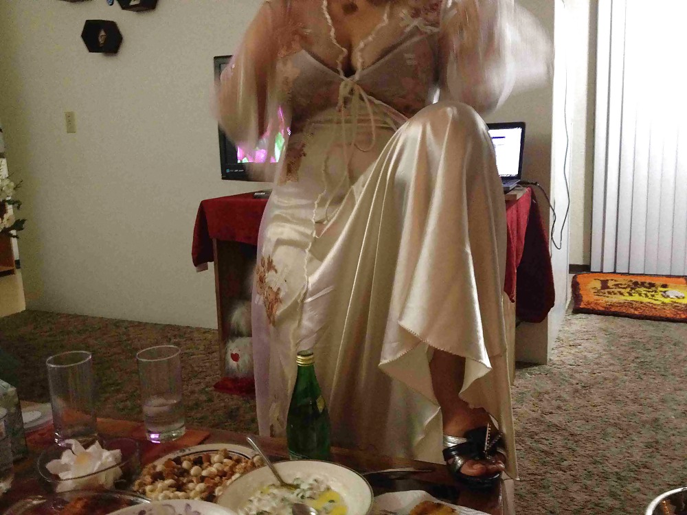XXX my BBW Aunt 4 Before a private sex party
