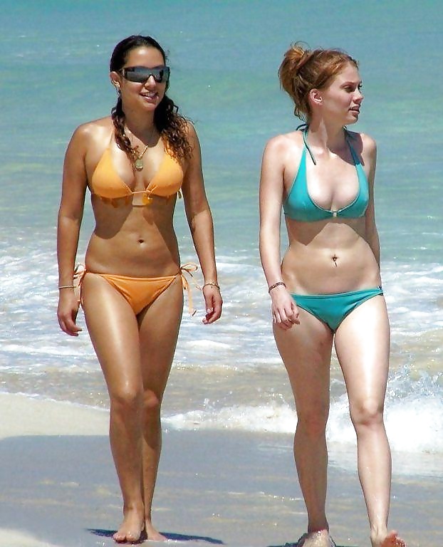 XXX Amateur Teens on the Beach