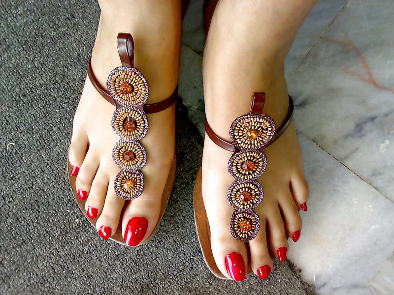 XXX Indian and paki feet heels sandals. FB and web pics