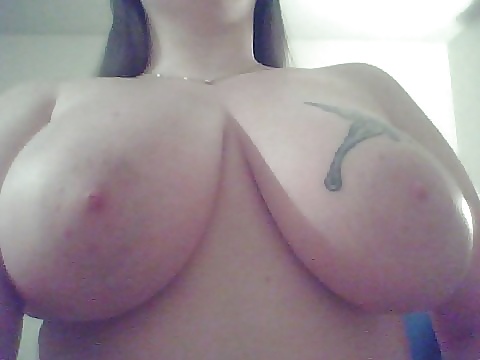 XXX amateur selfies with big tits