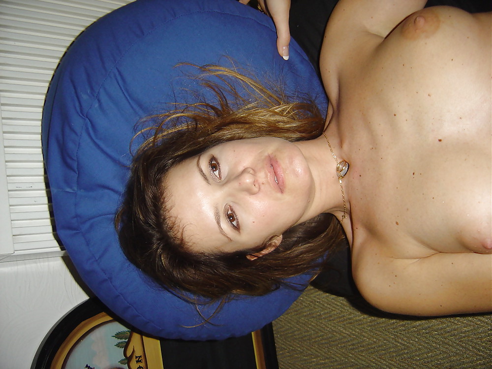 XXX Late Blooming Slut Showing Off