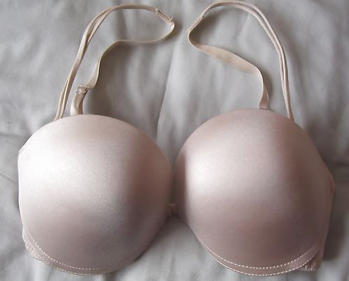 XXX A Cup girls and bras 3