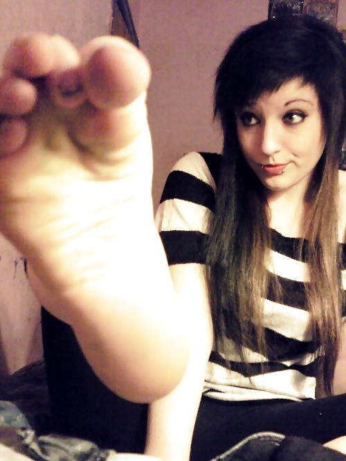 XXX Perfect girls with perfect feet