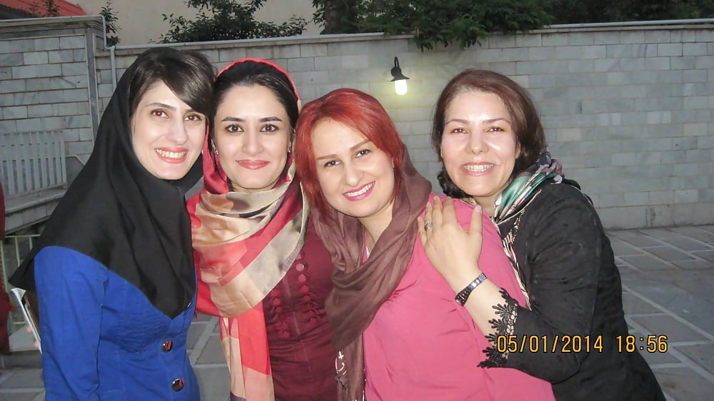 XXX Persian Iranian Hijab Chicks in English school