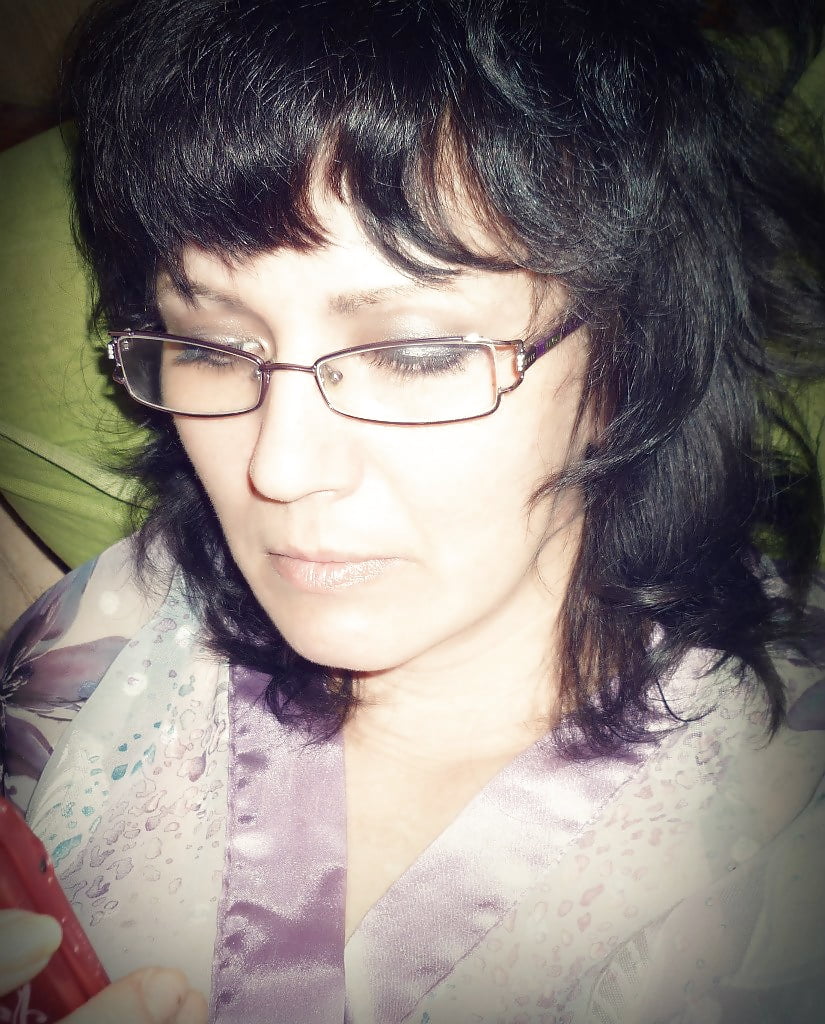 XXX A luscivious russian mature Yulia.