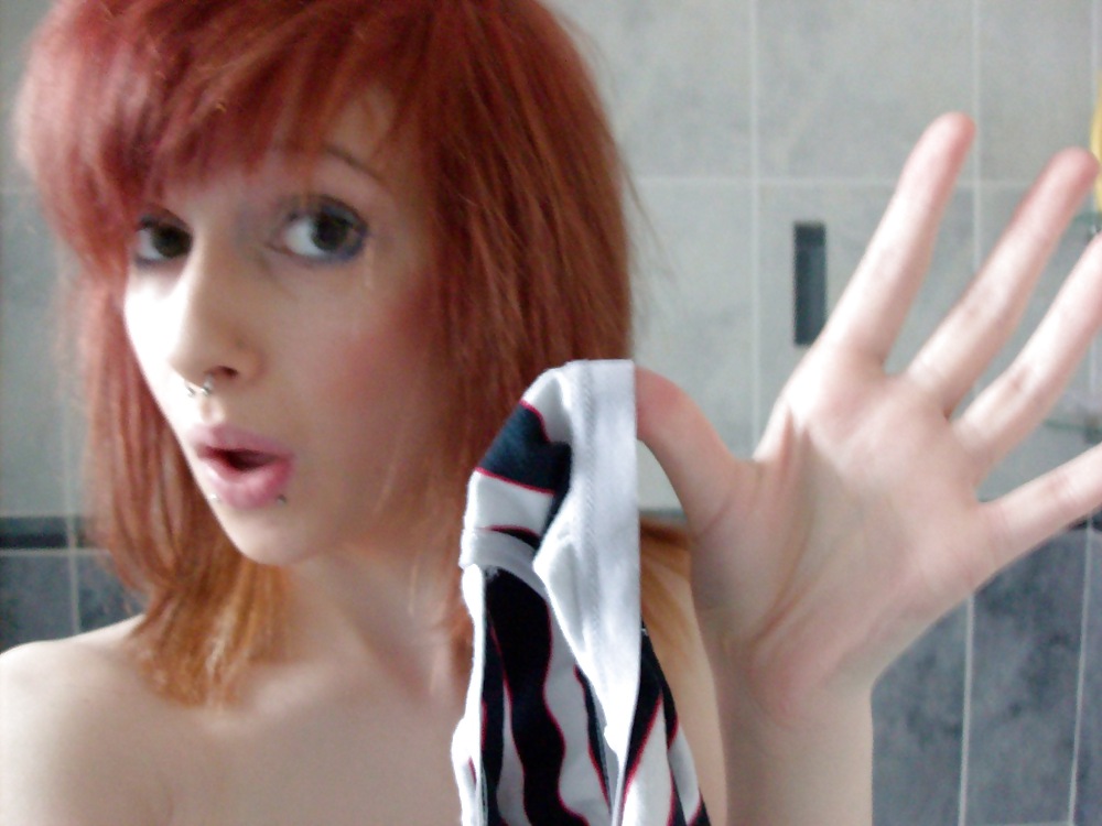 XXX red head teen in the bath