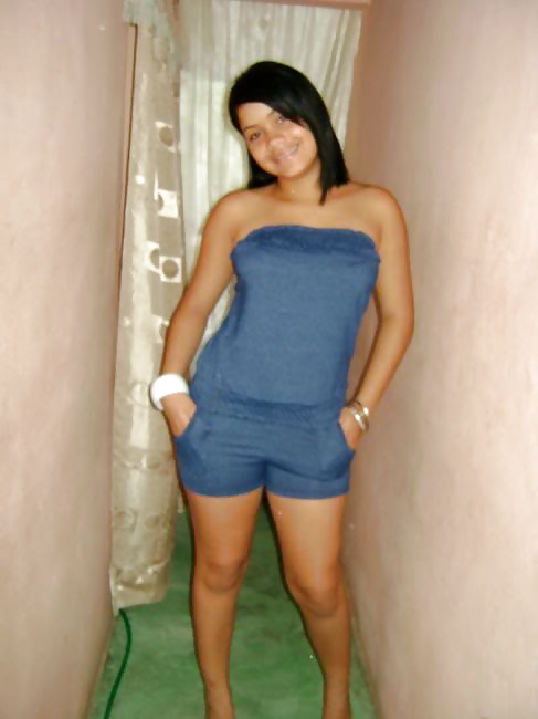 XXX joven dominicana come poya