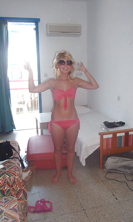 XXX British Uk Facebook Beauties 3