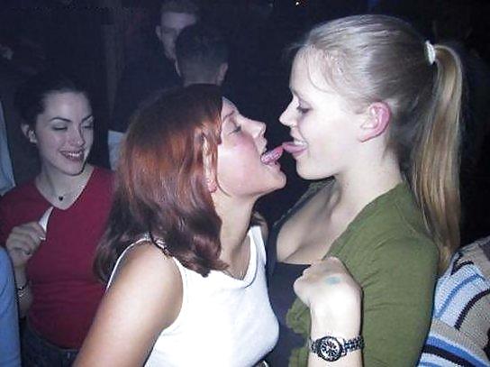 XXX Teen Lesbian Couples