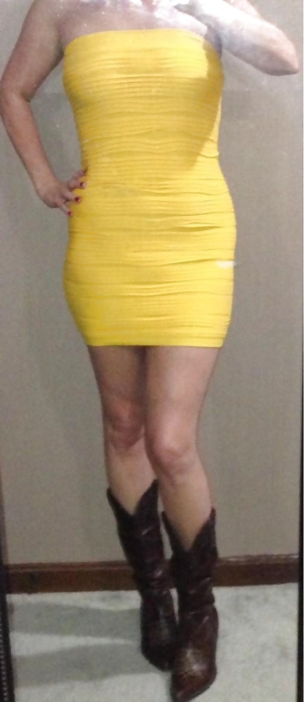 XXX Yellow dress