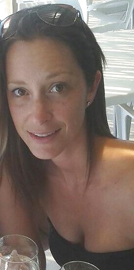 XXX Cindy - She Loves The Bone (A True Slut)