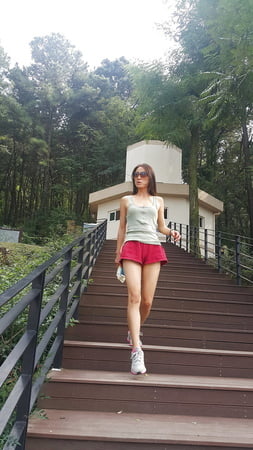 reup girls around the world welcome to asia            