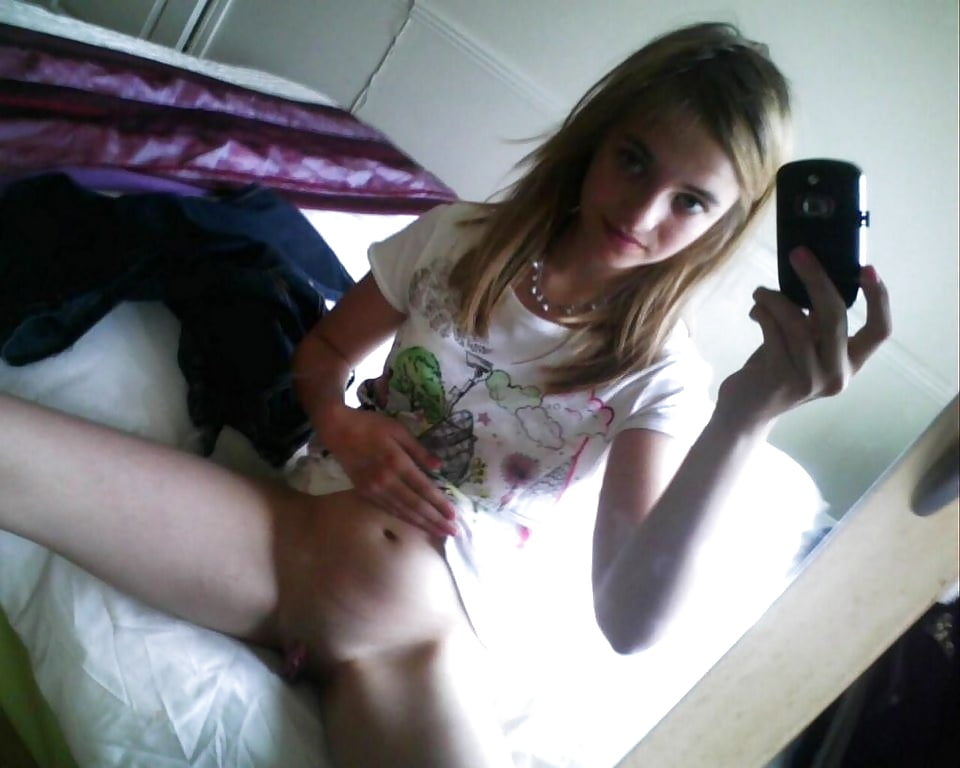 XXX Horny Silly Selfie Teens (332)