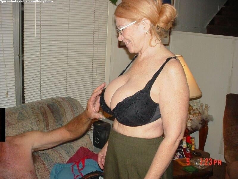 XXX Big Tits Big Ass Amateur Mature MILF - Wife - Gilf - Granny