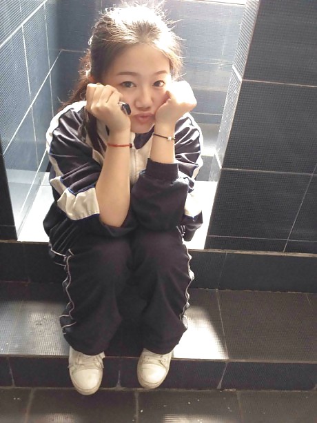 XXX Cute chinese girl blowjob sports coach