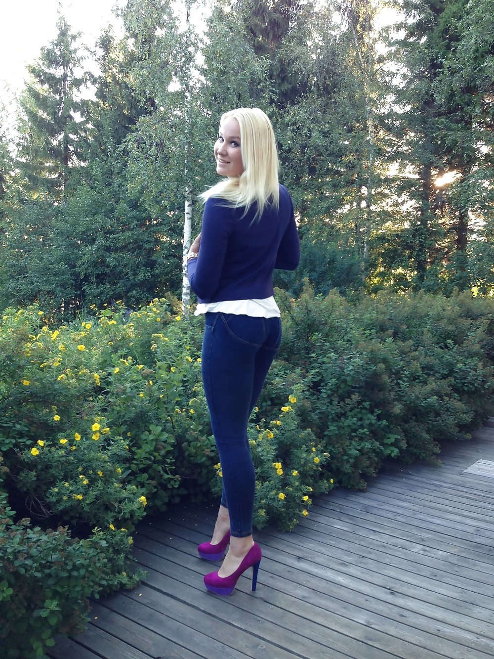 XXX Amateurs In Heels 1