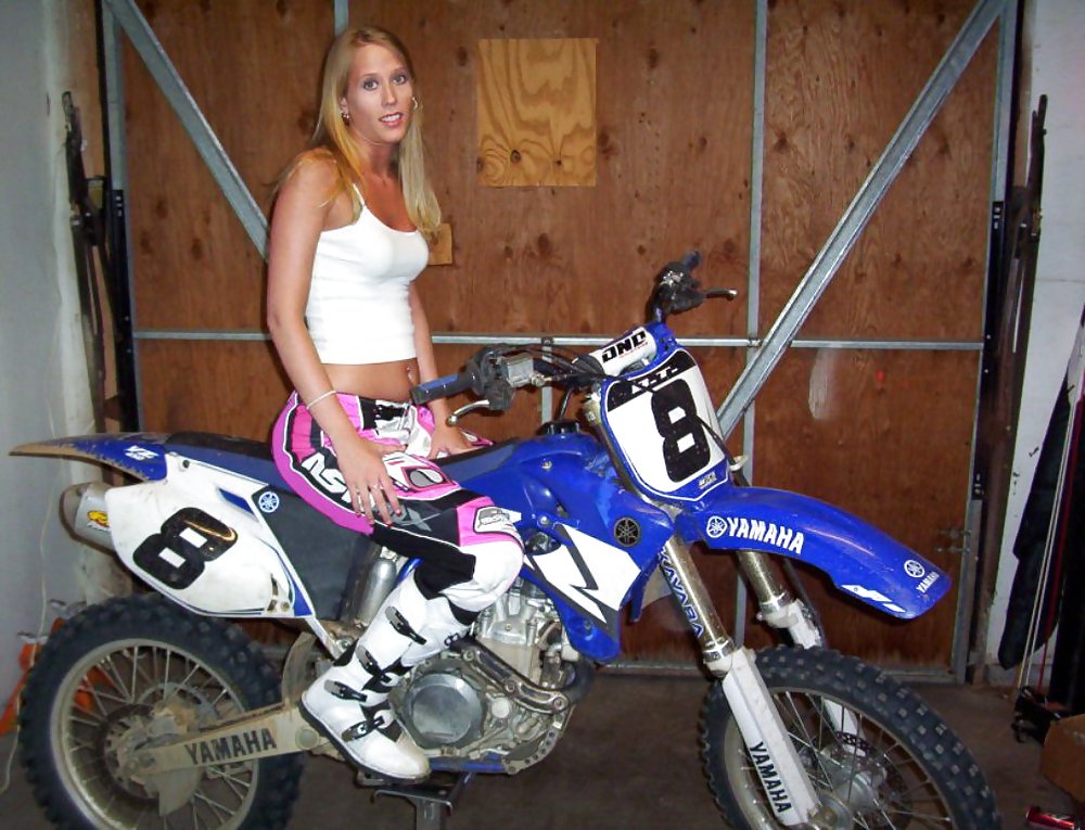 XXX Amateur biker chick